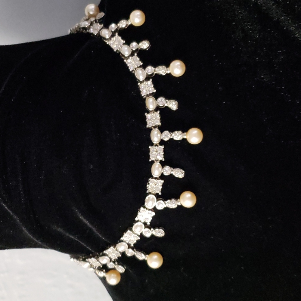 SALE NEW Silver Crystal & Pearl Necklace